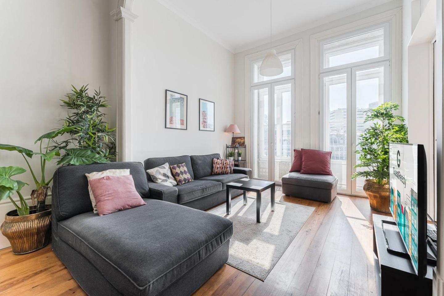 Guestready - Bright Apartment Near Bolhao Porto Kültér fotó